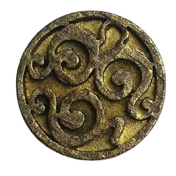 Lot of 6 Vintage Brass Shank Buttons Engraved Etched Metal Sewing Notions Craft - Picture 3 of 7